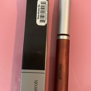 Glo minerals Lipgloss color Bronze
